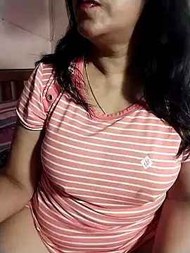 Snapshot of tharu_sweet chatting on 20, 11, 2025 tharu sweet online show from 20, 11, 2025