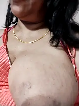 Snapshot of tharu_sweet chatting on 14, 1, 2026 tharu sweet online show from 14, 1, 2026