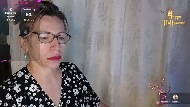 Snapshot of Chayla_Ruiz chatting on 20, 11, 2025 Chayla Ruiz online show from 20, 11, 2025