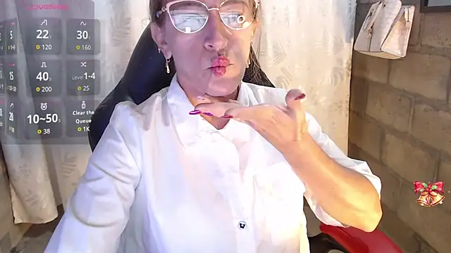 Snapshot of Chayla_Ruiz chatting on 9, 3, 2026 Chayla Ruiz online show from 9, 3, 2026