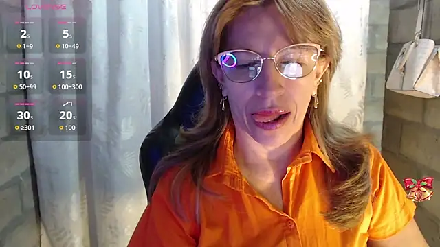 Snapshot of Chayla_Ruiz chatting on 10, 3, 2026 Chayla Ruiz online show from 10, 3, 2026