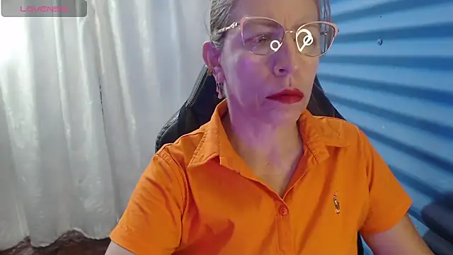 Snapshot of Chayla_Ruiz chatting on 9, 4, 2026 Chayla Ruiz online show from 9, 4, 2026