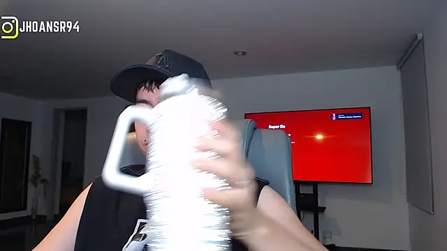 Jhoan saenz online show from 11, 4, 2026