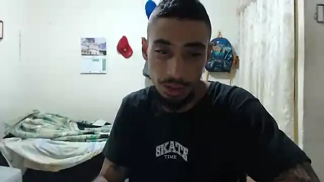 emiliano hottt online show from 19, 4, 2026