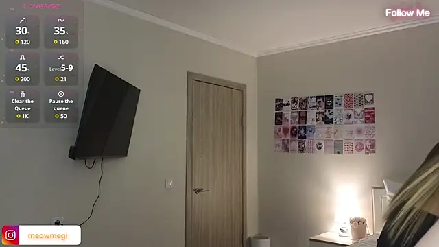 Snapshot of LisaSweetie chatting on 5, 2, 2025 LisaSweetie online show from 5, 2, 2025