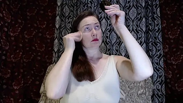 EmilyDoth online show from 21, 12, 2025