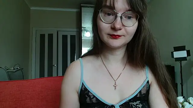 Snapshot of KiraGoldens chatting on 29, 5, 2026 KiraGoldens online show from 29, 5, 2026