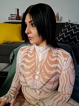 Snapshot of AryaSummersReal chatting on 7, 4, 2026 AryaSummersReal online show from 7, 4, 2026