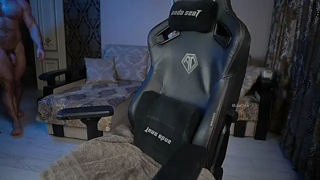 mike0xx online show from 28, 11, 2025