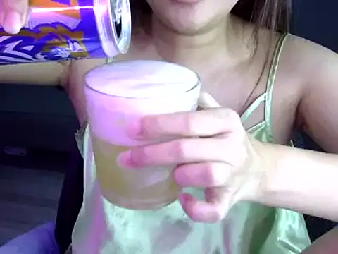 Bee 2k online show from 27, 10, 2025