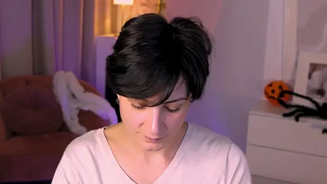 LorenDaze online show from 4, 11, 2025