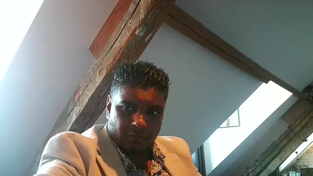 Snapshot of Bandusrilankasexymen chatting on 4, 3, 2025 Bandusrilankasexymen online show from 4, 3, 2025