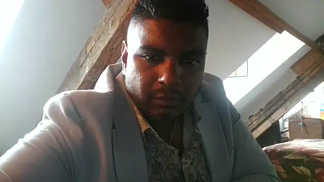 Snapshot of Bandusrilankasexymen chatting on 11, 9, 2025 Bandusrilankasexymen online show from 11, 9, 2025