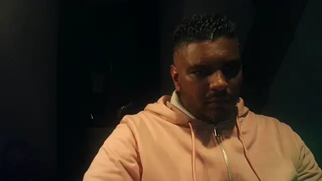 Snapshot of Bandusrilankasexymen chatting on 15, 10, 2025 Bandusrilankasexymen online show from 15, 10, 2025