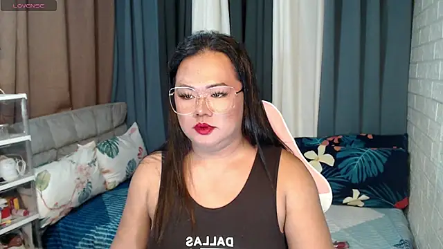 Snapshot of MagnificatMistress chatting on 9, 12, 2024 MagnificatMistress online show from 9, 12, 2024