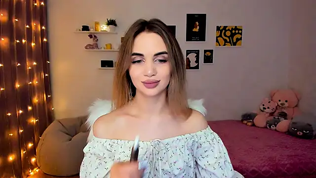 Snapshot of aPieceOfJoy chatting on 11, 12, 2024 aPieceOfJoy online show from 11, 12, 2024