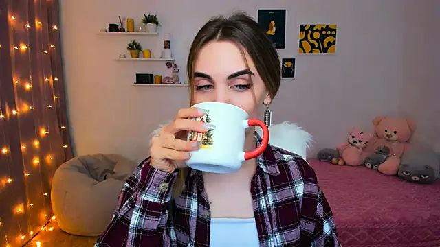 Snapshot of aPieceOfJoy chatting on 11, 1, 2025 aPieceOfJoy online show from 11, 1, 2025