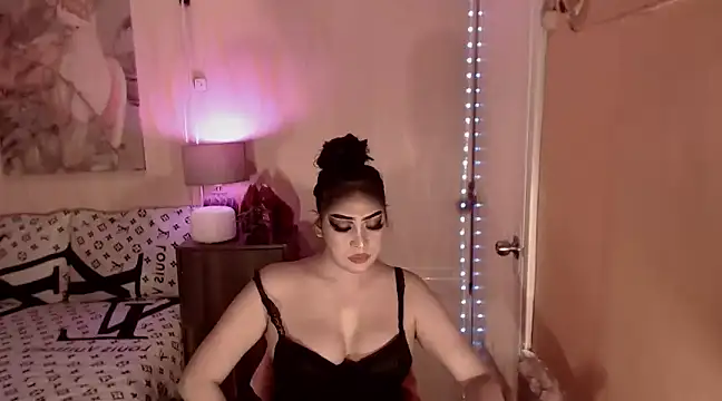 Biancafoxie online show from 7, 3, 2025