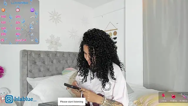 Snapshot of Kianna__ chatting on 18, 6, 2026 Kianna online show from 18, 6, 2026
