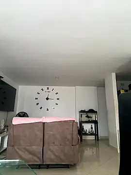 kendall 52 online show from 1, 10, 2025