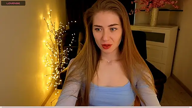 Adelyna Bird online show from 26, 4, 2026