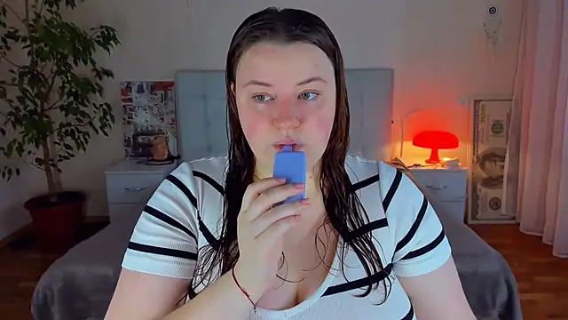 PolinaSalvatore online show from 23, 7, 2026