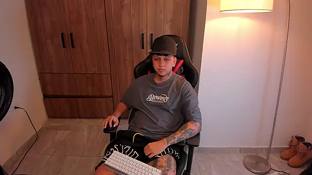 Jake simons online show from 4, 2, 2026