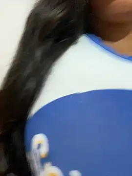 Snapshot of bea3liz chatting on 7, 3, 2026 bea3liz online show from 7, 3, 2026