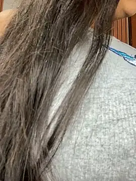 Snapshot of bea3liz chatting on 8, 3, 2026 bea3liz online show from 8, 3, 2026