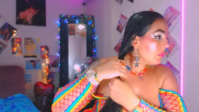 sweet vanessa 22 online show from 15, 4, 2026