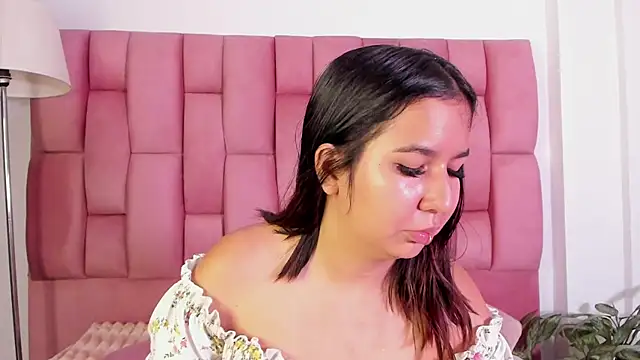 Lia sarahi online show from 22, 3, 2025