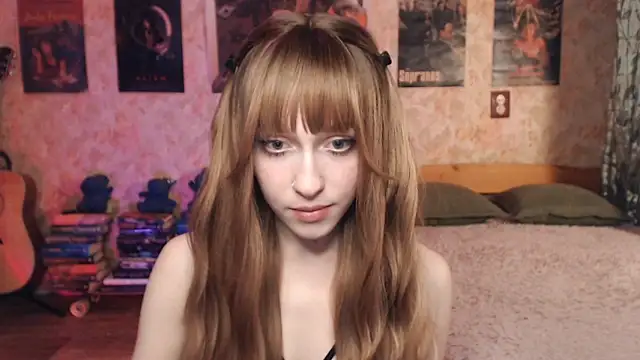 Snapshot of Friendly_Ellie chatting on 7, 2, 2026 Friendly Ellie online show from 7, 2, 2026