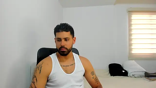 Justyn Torres online show from 10, 9, 2025