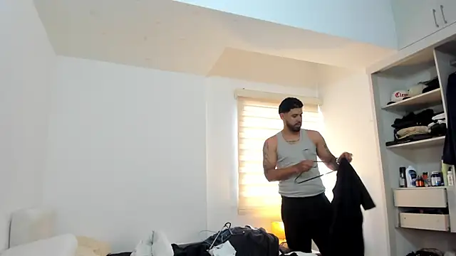 Justyn Torres online show from 16, 10, 2025