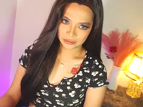 Snapshot of MajesticKitana chatting on 4, 11, 2025 MajesticKitana online show from 4, 11, 2025