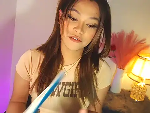 Snapshot of MajesticKitana chatting on 25, 11, 2025 MajesticKitana online show from 25, 11, 2025