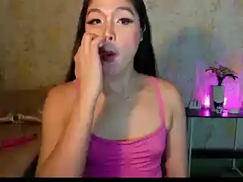 Snapshot of OdessaBODY chatting on 2, 12, 2025 OdessaBODY online show from 2, 12, 2025