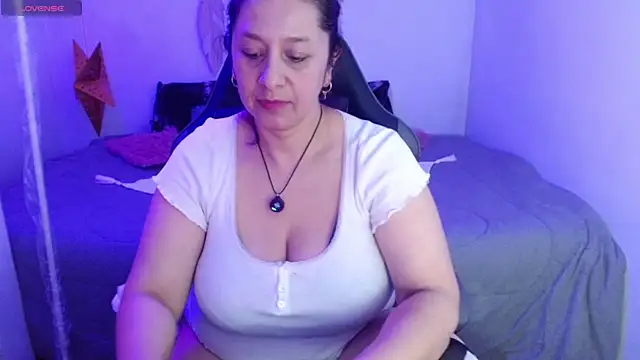 camilalatti online show from 1, 5, 2026