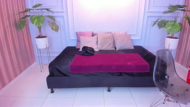 cintiagreyx online show from 4, 3, 2026