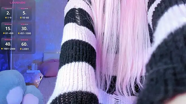 Snapshot of Misty_Shadow chatting on 18, 11, 2025 Misty Shadow online show from 18, 11, 2025