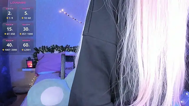 Snapshot of Misty_Shadow chatting on 19, 12, 2025 Misty Shadow online show from 19, 12, 2025