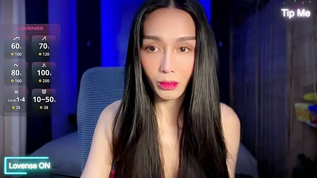 UrdreamTSgirl online show from 25, 7, 2026