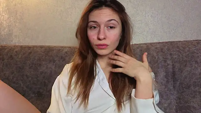 LovelyKatea online show from 14, 12, 2025