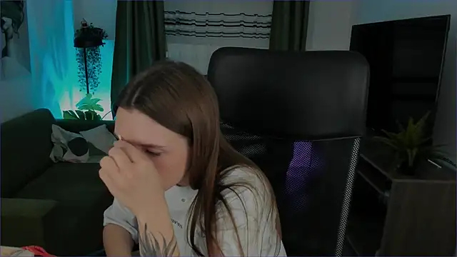 Snapshot of JennyDens chatting on 22, 1, 2025 JennyDens online show from 22, 1, 2025