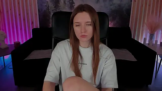 Snapshot of JennyDens chatting on 19, 2, 2025 JennyDens online show from 19, 2, 2025