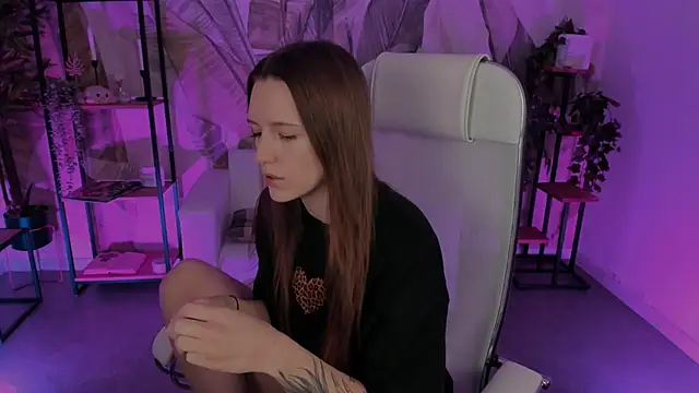 Snapshot of JennyDens chatting on 21, 2, 2025 JennyDens online show from 21, 2, 2025