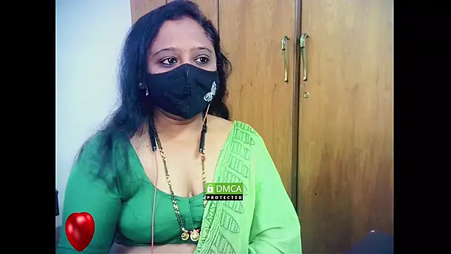 sexynayan23 online show from 18, 3, 2026