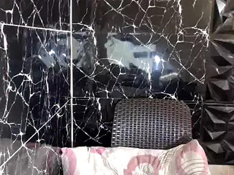 Snapshot of MissKeanna chatting on 26, 12, 2024 MissKeanna online show from 26, 12, 2024