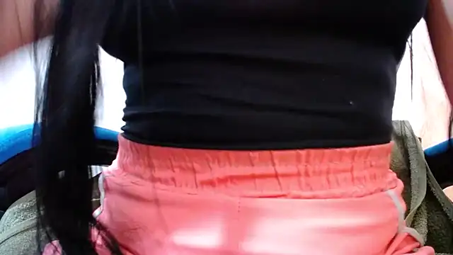 Snapshot of klylls_squirt_ chatting on 24, 11, 2025 klylls squirt online show from 24, 11, 2025