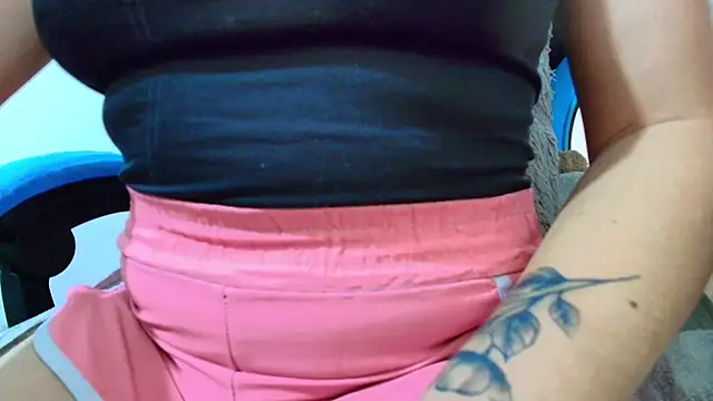 Snapshot of klylls_squirt_ chatting on 16, 2, 2026 klylls squirt online show from 16, 2, 2026